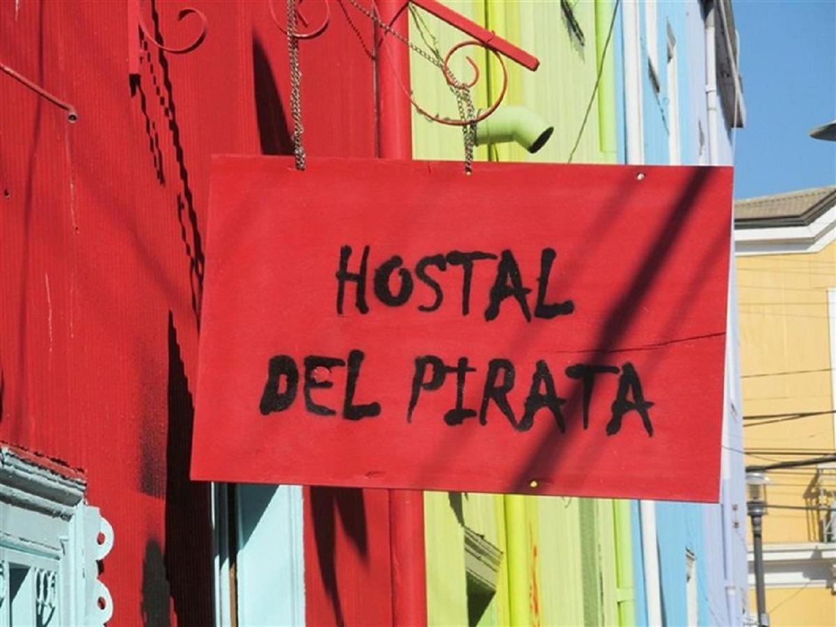 Hostal Del Pirata Valparaiso Exterior photo